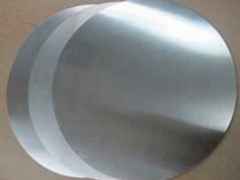 Polished stainless steel discs with smooth surface finish – PEI PADIMAR